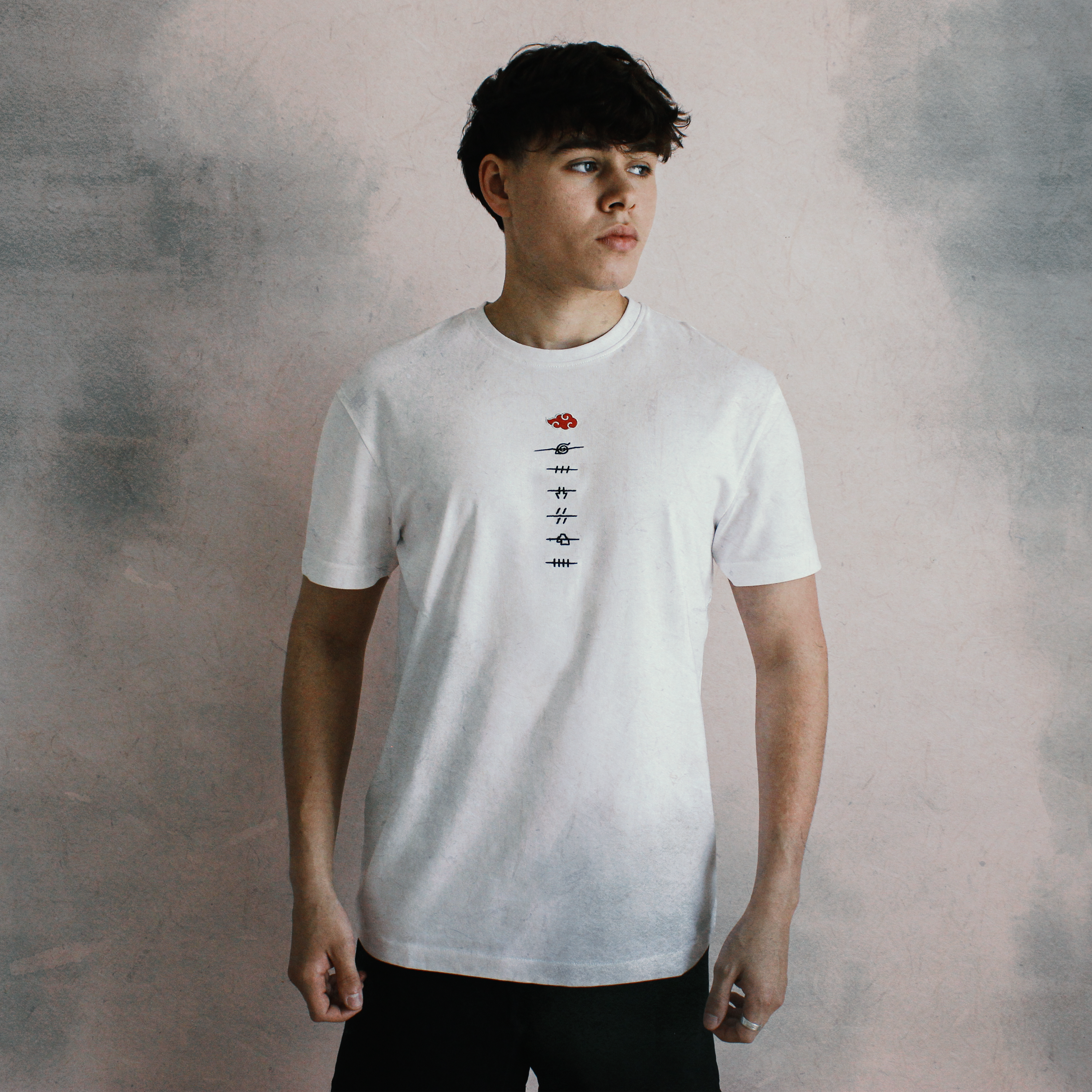 Naruto Shippuden [Akatsuki Rogue Signs] · Tee Regular